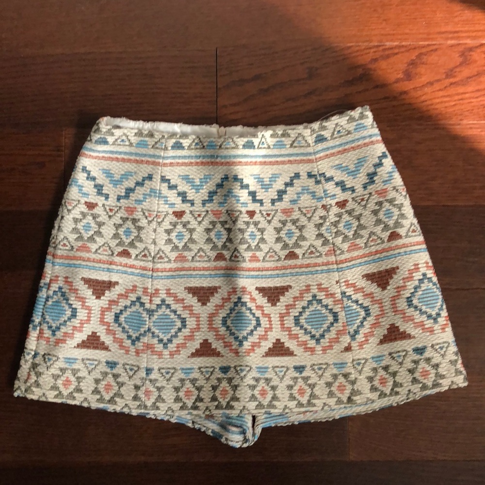 Zara skort size S